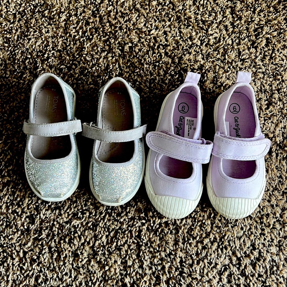 Toddler girl Mary Jane shoes!